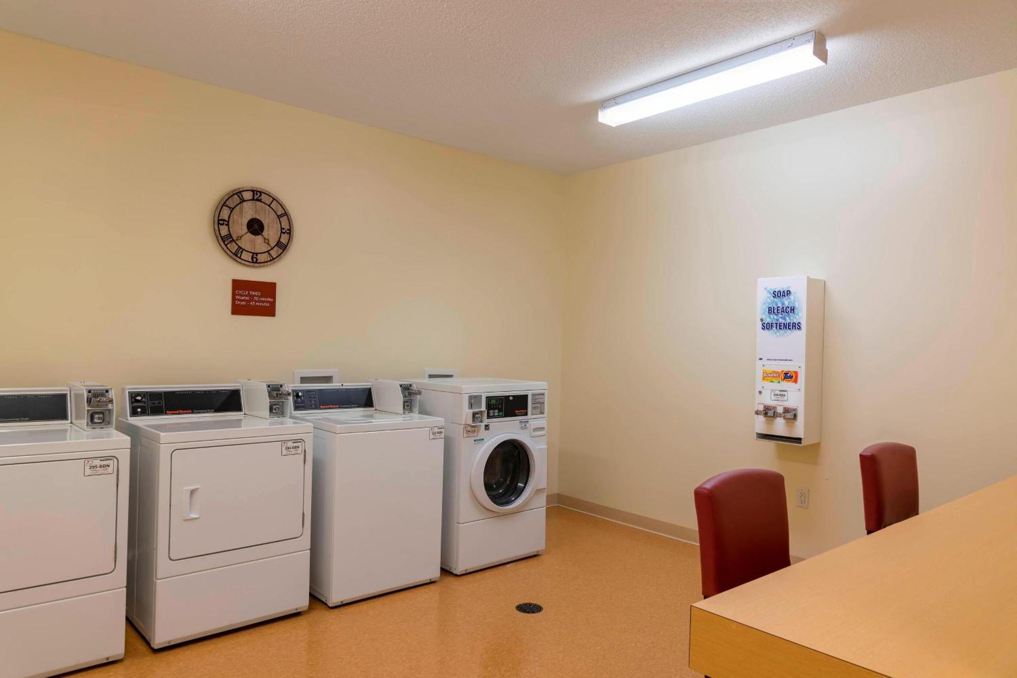 Towneplace Suites Fort Wayne North Экстерьер фото