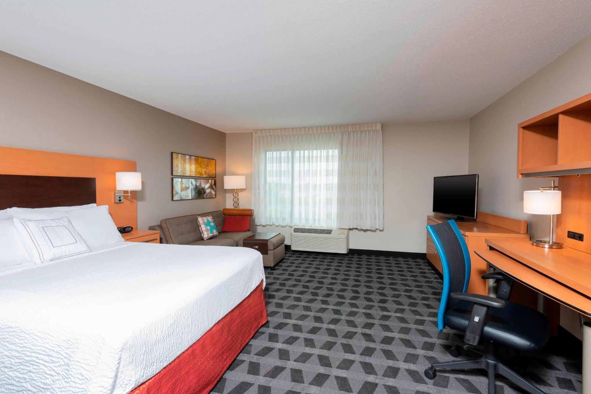 Towneplace Suites Fort Wayne North Экстерьер фото
