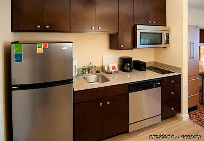 Towneplace Suites Fort Wayne North Экстерьер фото