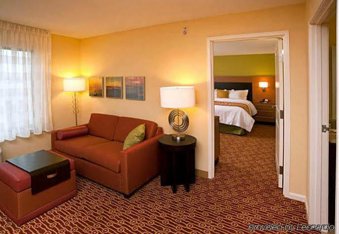 Towneplace Suites Fort Wayne North Экстерьер фото